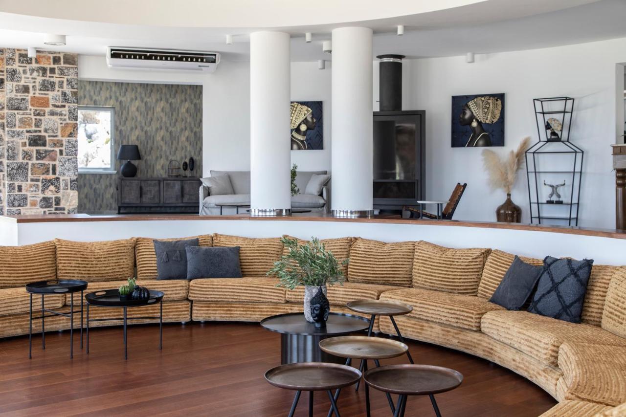 Pristine Seaview Villa , With 5-Star Resort Access 팔리라키 외부 사진
